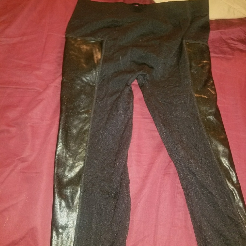 Faux leather panel leggings